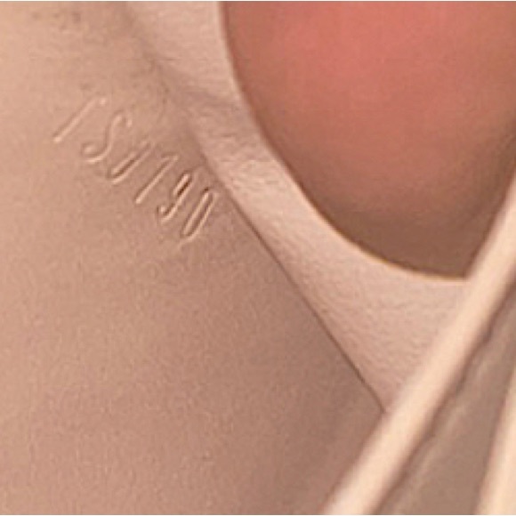 ๐ SOLD๐ Louis Vuitton Vernis Sarah Long Wallet - Picture 9 of 10